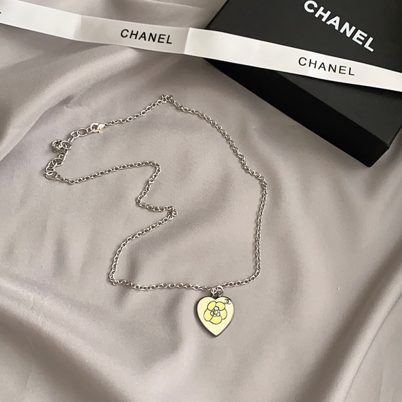 CHANEL Jewelry - Authentic Chanel camellia flower reworked necklace